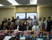 美国新生儿基金会主席Annemarie Saarinen一行莅临医院参观交流