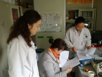 我院药学部制剂室顺利接受武侯区食品药品监督管理局2013年检查工作