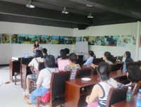 重温革命光辉历史 再筑党风廉政意识
--记超声支部大邑行
