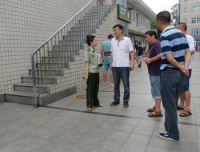 成都市消防支队任菁参谋莅临我院进行消防安全检查
