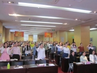 争做暖护   我在行动 ——护理规培党支部“5.12”护士节活动
