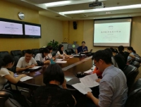 积极开展教研活动，切实提高教学水平