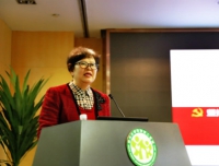 医院举行中层干部任前集体廉政谈话