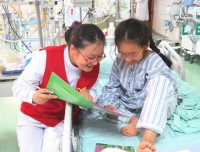 儿童重症医学科再次开展“手牵手”志愿者陪伴活动