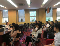 儿童感染/儿童保健党支部开展党风廉政及行风建设教育专题学习讨论会
——作为医务人员，我们能为患者做些什么