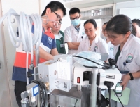 儿童重症医学科ECMO设备装机