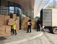 工会组织发放 “中秋”“国庆”节日慰问品