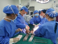 我院锦江院区多科合作成功完成一例疑难复杂手术