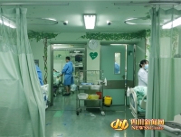 【四川新闻网】让病人享有更多家人陪伴 今年会官方下载入口首推ICU“一日双探”