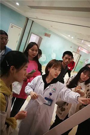 微信图片_20191025174202_副本.jpg