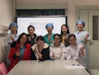 华西附二院产房进修助产士中期座谈会