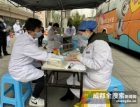 【成都全搜索】保障临床用血 成都医护人员积极参与献血