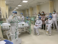 锦江院区急诊科开展防护服穿脱培训学习