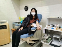  爱心共抗疫，热血暖人心
                     ——记儿童重症医学科党团支部参加应急献血
