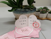 一张祝福卡温暖患者心