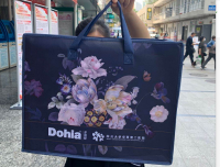 “裹在身上，暖在心理”五一节日慰问
