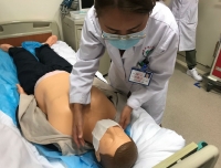 “救”在身边——妇科肿瘤放化疗科组织工作人员进行心肺复苏培训