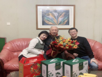 情系夕阳，关爱退休老师