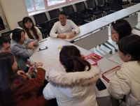 检验科团支部举办英语角活动