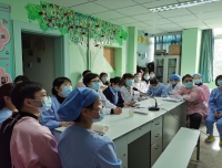 新生儿党支部召开党的十九届五中全会专题组织生活会