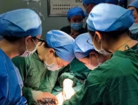 锦江院区产科在多学科协作下完成一例腹主动脉球囊阻断术下凶险前置胎盘保留子宫手术