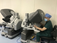 医院完成西南地区首例机器人辅助下胸腔镜儿童肺叶切除术