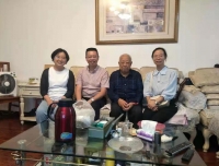 情系夕阳  浓浓敬老情
——小儿肾脏科党支部、团支部关爱科室退休老专家