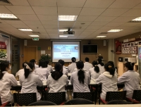 加强抗疫培训，筑牢安全壁垒——
检验科持续推进新冠防控培训