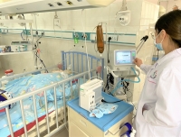 儿童重症医学科转运团队首次进入藏区成功转运危重患儿